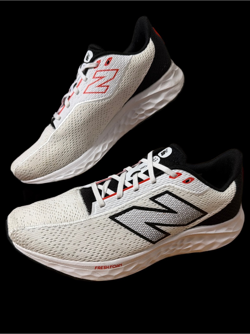 New Balance Arishi V4 Men's Fresh Foam Runners- White/Black/Neo Flame Size 10.5